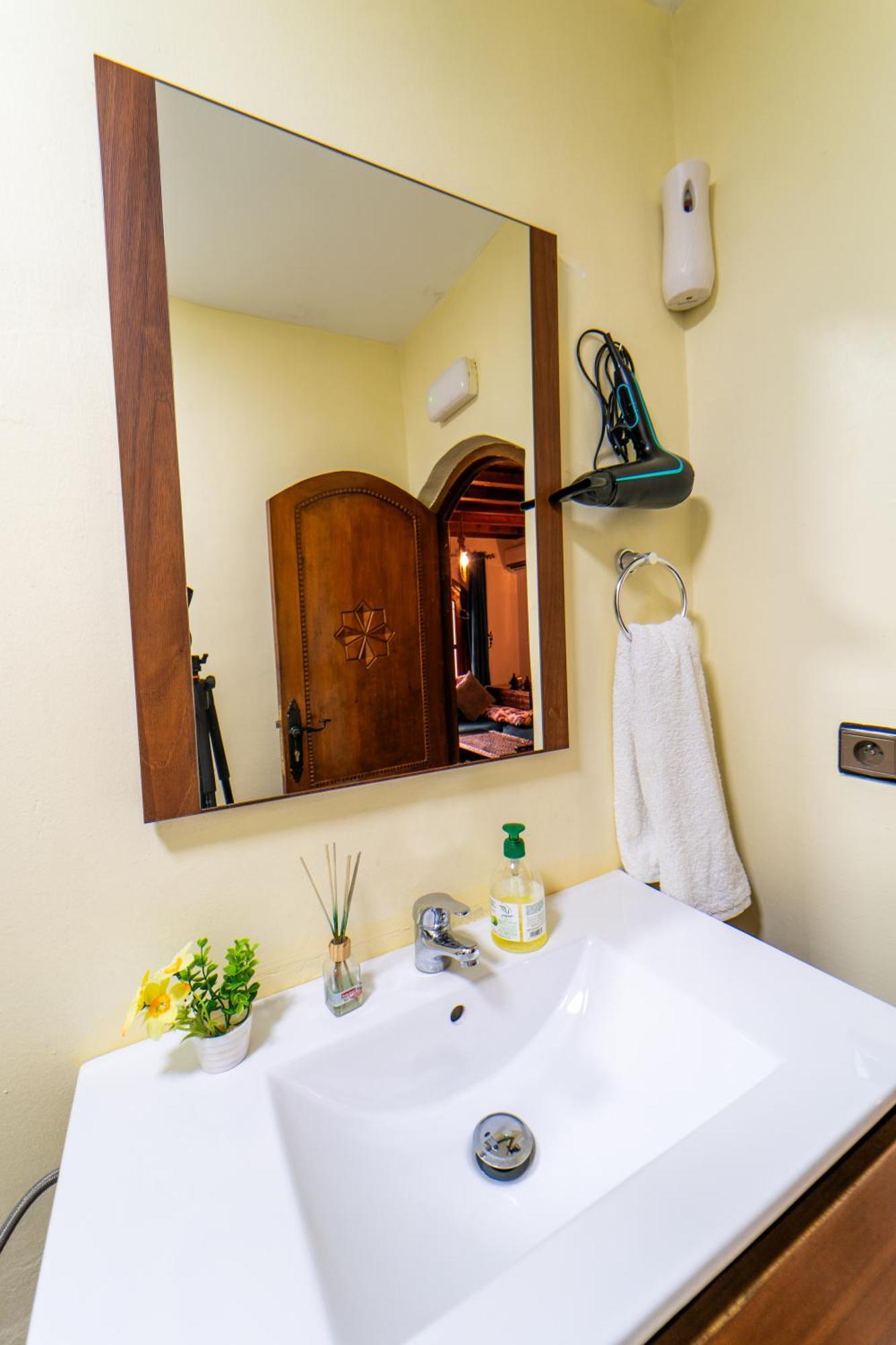 Villa Rita Chaouen Чефчауен Екстериор снимка